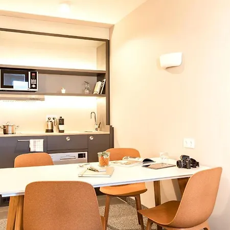 Un Appartement Confortable * Paris